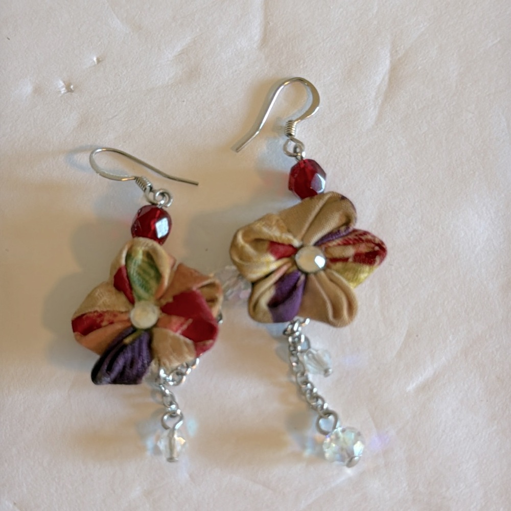 Bundle Of Japanese Hair Accessories and earrings Handmade - Picture 4 of 8